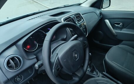 Renault Logan II, 2015 год, 620 000 рублей, 16 фотография