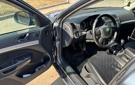 Skoda Octavia, 2011 год, 830 000 рублей, 24 фотография