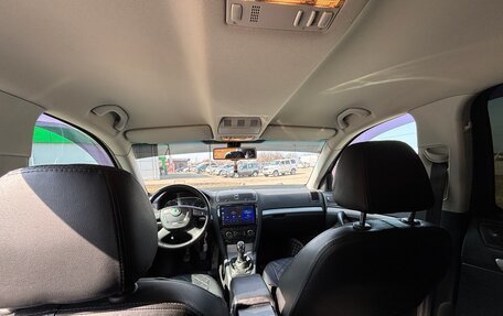 Skoda Octavia, 2011 год, 830 000 рублей, 30 фотография