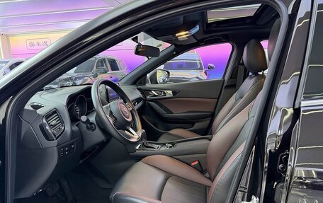 Mazda CX-4, 2023 год, 2 370 000 рублей, 10 фотография