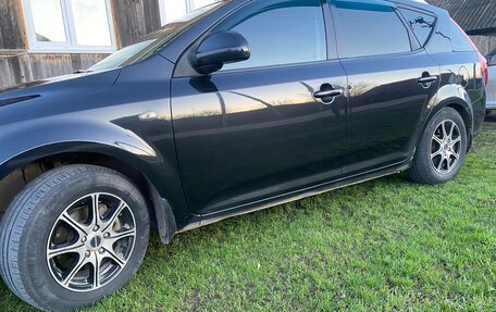 KIA cee'd I рестайлинг, 2009 год, 750 000 рублей, 2 фотография