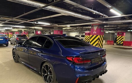 BMW 5 серия, 2018 год, 3 550 000 рублей, 3 фотография