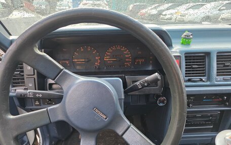 Nissan Bluebird VIII, 1988 год, 249 000 рублей, 7 фотография