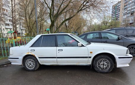 Nissan Bluebird VIII, 1988 год, 249 000 рублей, 2 фотография
