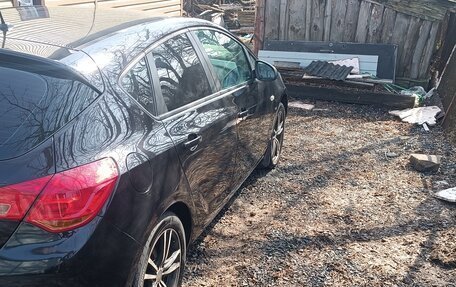 Opel Astra J, 2010 год, 777 000 рублей, 9 фотография