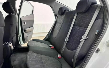 KIA Rio III рестайлинг, 2014 год, 1 050 000 рублей, 28 фотография