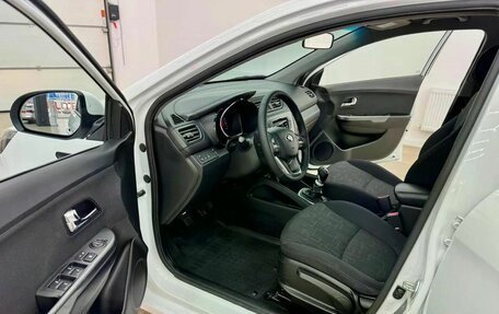 KIA Rio III рестайлинг, 2014 год, 1 050 000 рублей, 36 фотография