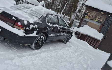 Nissan Cefiro II, 1994 год, 190 000 рублей, 1 фотография