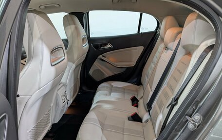 Mercedes-Benz GLA, 2018 год, 2 800 000 рублей, 3 фотография