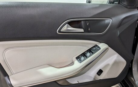 Mercedes-Benz GLA, 2018 год, 2 800 000 рублей, 20 фотография