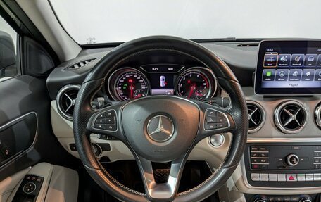 Mercedes-Benz GLA, 2018 год, 2 800 000 рублей, 24 фотография