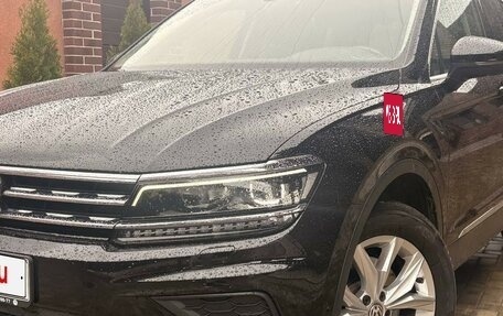 Volkswagen Tiguan II, 2019 год, 3 350 000 рублей, 2 фотография