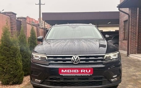 Volkswagen Tiguan II, 2019 год, 3 350 000 рублей, 3 фотография
