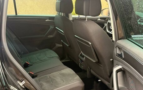 Volkswagen Tiguan II, 2019 год, 3 350 000 рублей, 27 фотография