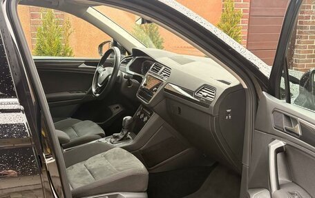 Volkswagen Tiguan II, 2019 год, 3 350 000 рублей, 31 фотография