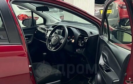 Toyota Vitz, 2019 год, 1 167 000 рублей, 9 фотография