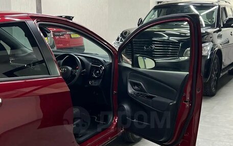 Toyota Vitz, 2019 год, 1 167 000 рублей, 8 фотография