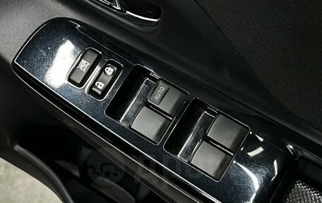 Toyota Vitz, 2019 год, 1 167 000 рублей, 12 фотография