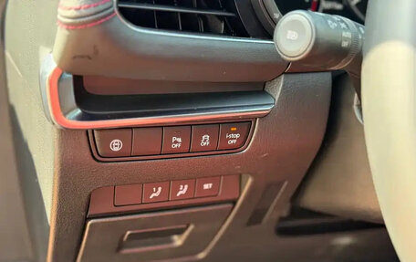 Mazda 3, 2023 год, 1 720 190 рублей, 23 фотография