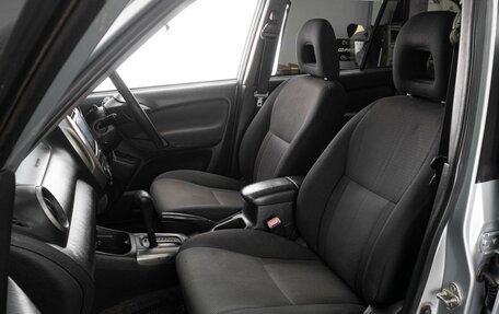 Toyota RAV4, 2003 год, 769 000 рублей, 8 фотография