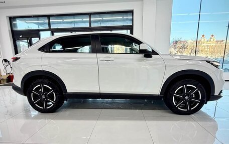 Honda Vezel, 2023 год, 1 990 000 рублей, 8 фотография