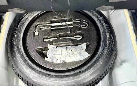 Honda Vezel, 2023 год, 1 990 000 рублей, 17 фотография