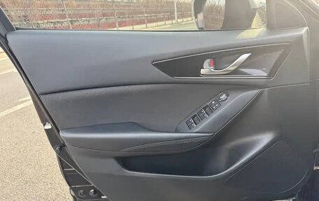 Mazda CX-4, 2023 год, 2 120 190 рублей, 11 фотография