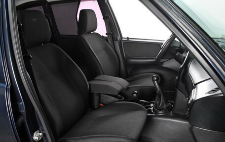 Chevrolet Niva I рестайлинг, 2016 год, 615 000 рублей, 8 фотография