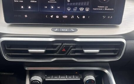 Geely Coolray I, 2022 год, 2 100 000 рублей, 8 фотография