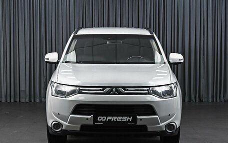 Mitsubishi Outlander III рестайлинг 3, 2014 год, 1 447 000 рублей, 3 фотография