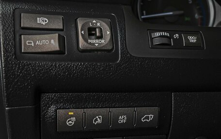 Lexus LX III, 2011 год, 3 498 000 рублей, 26 фотография