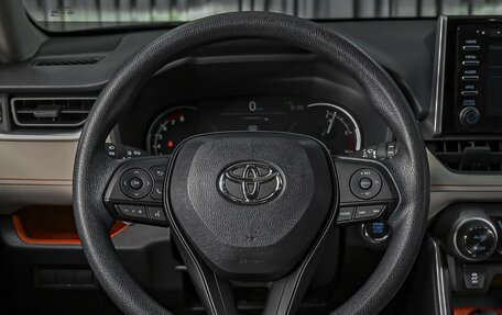 Toyota RAV4, 2021 год, 4 249 000 рублей, 14 фотография