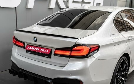 BMW 5 серия, 2018 год, 3 100 000 рублей, 6 фотография