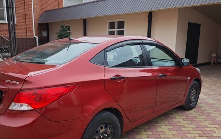 Hyundai Solaris II рестайлинг, 2011 год, 690 000 рублей, 5 фотография