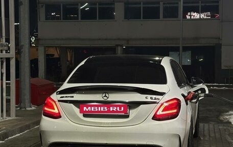 Mercedes-Benz C-Класс, 2019 год, 2 890 000 рублей, 3 фотография