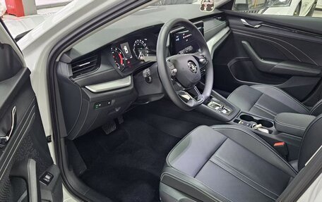 Skoda Octavia IV, 2023 год, 10 фотография