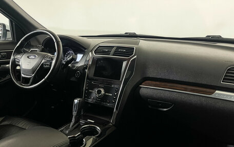 Ford Explorer VI, 2017 год, 2 797 000 рублей, 9 фотография