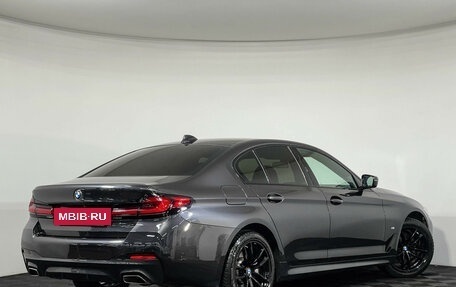 BMW 5 серия, 2020 год, 4 850 000 рублей, 2 фотография