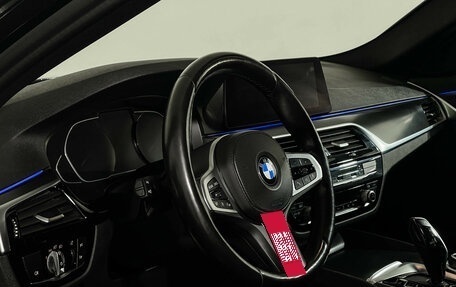 BMW 5 серия, 2020 год, 4 850 000 рублей, 11 фотография