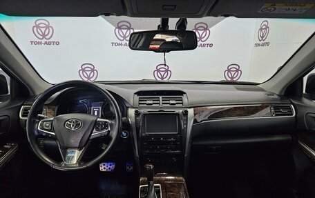 Toyota Camry, 2017 год, 2 291 000 рублей, 12 фотография