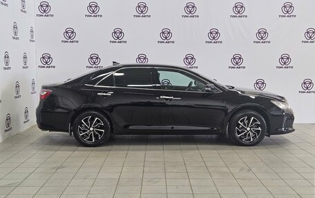 Toyota Camry, 2017 год, 2 291 000 рублей, 4 фотография