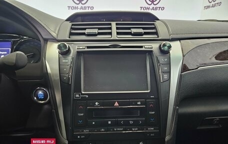 Toyota Camry, 2017 год, 2 291 000 рублей, 16 фотография