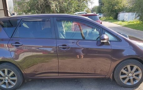 Toyota Verso-S, 2012 год, 1 100 000 рублей, 2 фотография