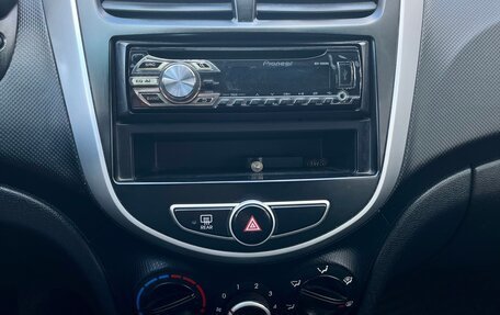 Hyundai Solaris II рестайлинг, 2013 год, 520 000 рублей, 8 фотография