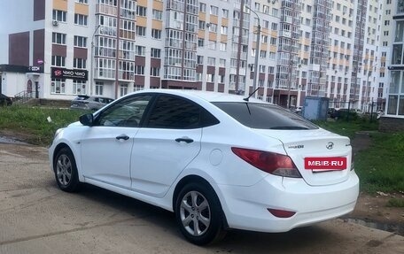 Hyundai Solaris II рестайлинг, 2013 год, 520 000 рублей, 13 фотография