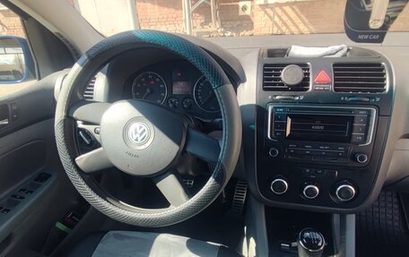 Volkswagen Golf V, 2004 год, 450 000 рублей, 11 фотография