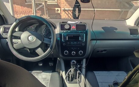 Volkswagen Golf V, 2004 год, 450 000 рублей, 9 фотография