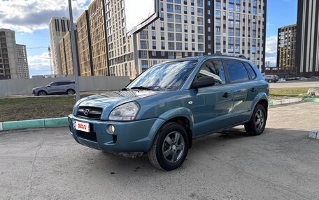 Hyundai Tucson III, 2007 год, 750 000 рублей, 2 фотография