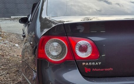 Volkswagen Passat B6, 2006 год, 550 000 рублей, 2 фотография