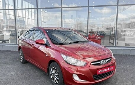 Hyundai Solaris II рестайлинг, 2012 год, 750 000 рублей, 4 фотография